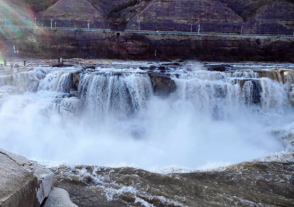 Hukou Waterfall